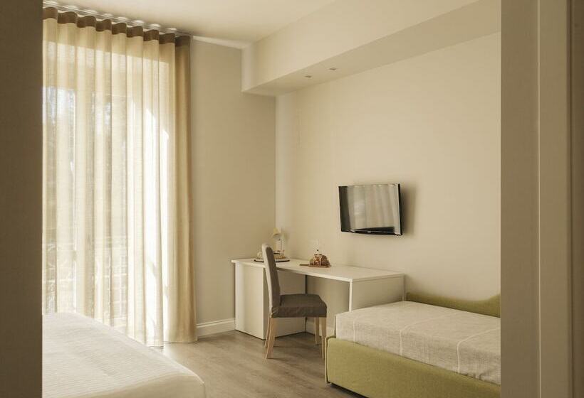 חדר סטנדרט לארבעה, Livingstone B&b