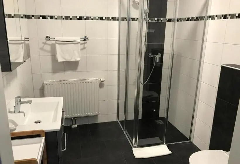 Quarto Familiar, Bellini