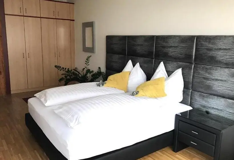 Quarto Deluxe, Bellini