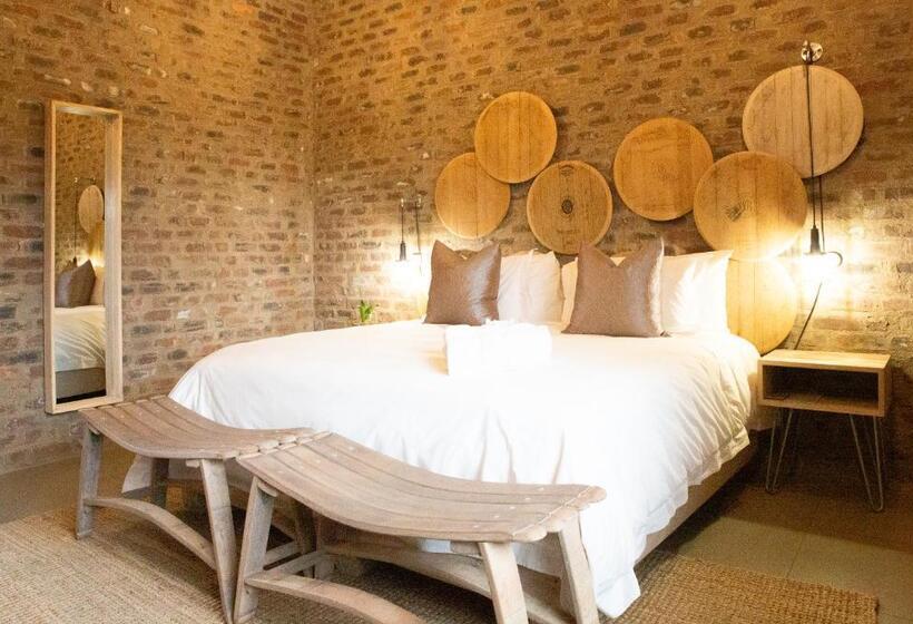 غرفة قياسية سرير كينج, Execustay