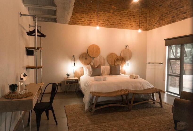 غرفة قياسية سرير كينج, Execustay