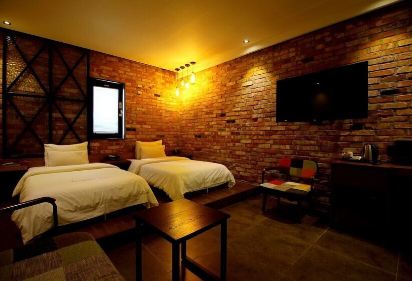 חדר דלוקס, Masan Almond