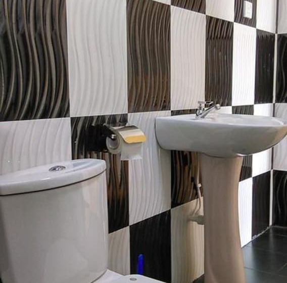 4인용 스탠다드 룸, Shan Guest And Restaurant Nilaveli