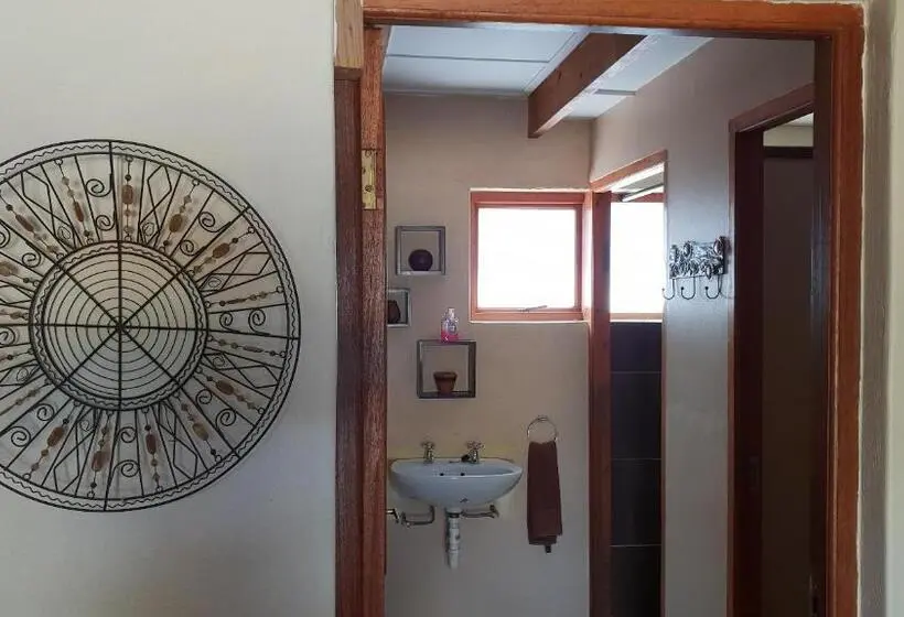 スタンダードインサイドビュールーム, Barrydale Accommodation, Backpackers