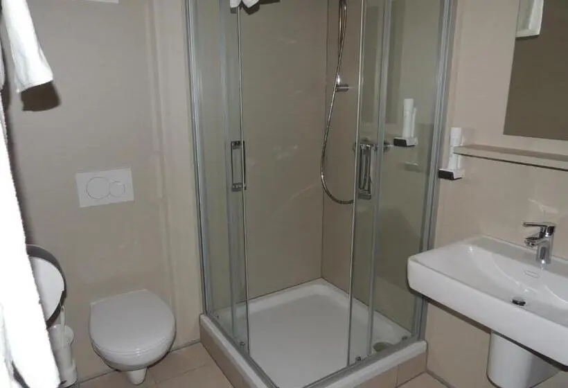 Standard Yhden Hengen Huone, Avia Motel Bisamberg