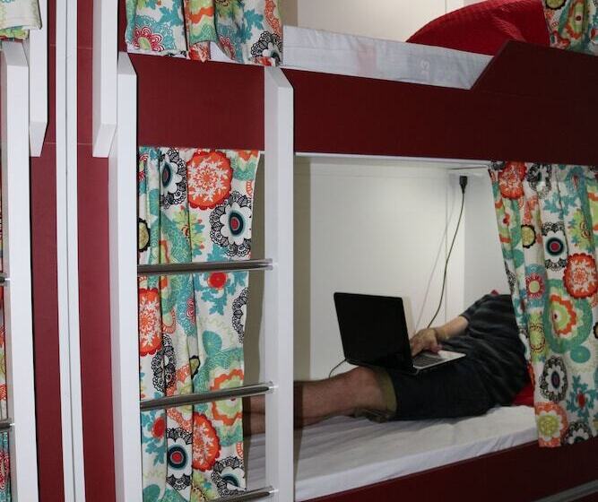 تختخواب در اتاق مشترک, Bonabrigo Hostel & Suites
