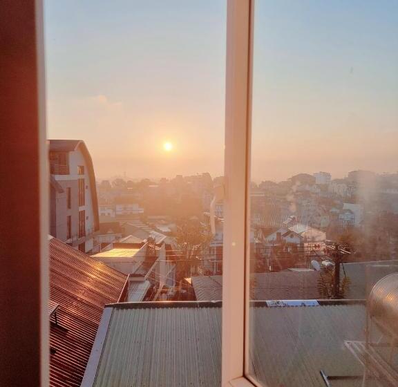 اتاق استاندارد با تخت بزرگ, Bong Sen