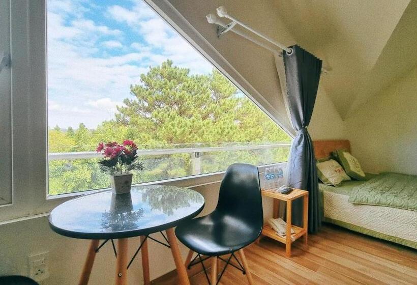 اتاق استاندارد چهار تخته, Bong Sen