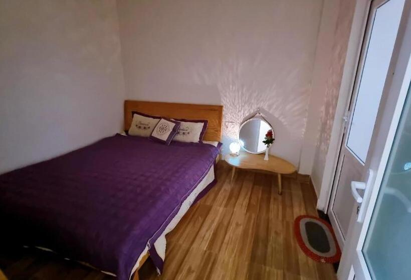 آپارتمان 1 خوابه با تراس, Bong Sen