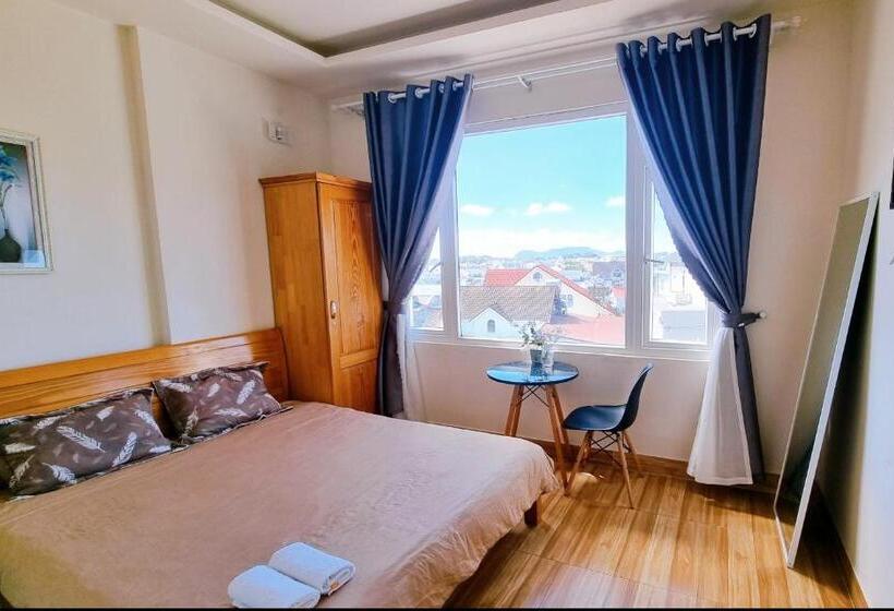 اتاق استاندارد با تخت بزرگ, Bong Sen