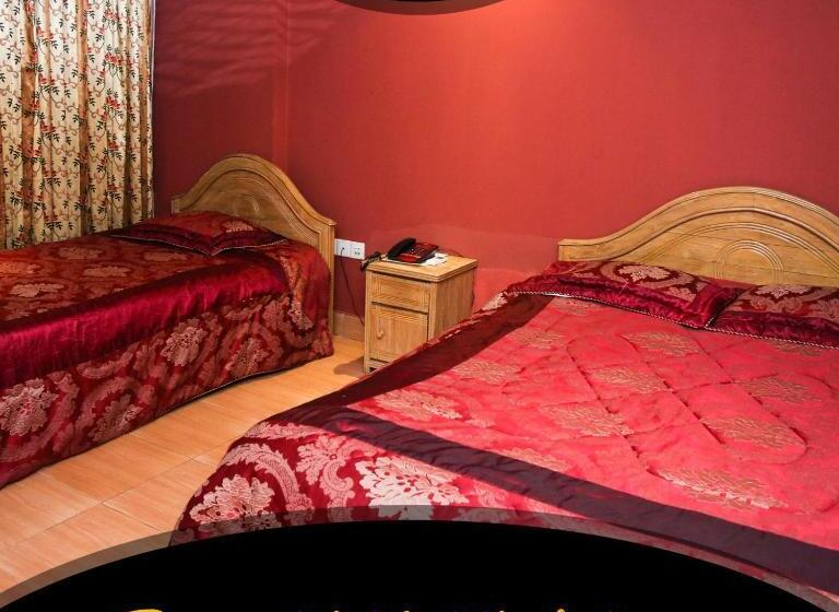 سوییت خانوادگی, Dallas Sylhet