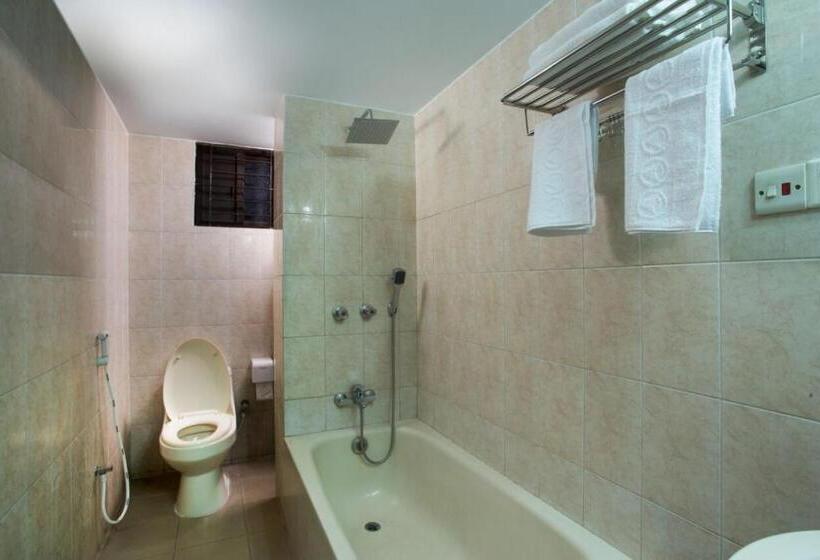 اتاق لوکس, Dallas Sylhet