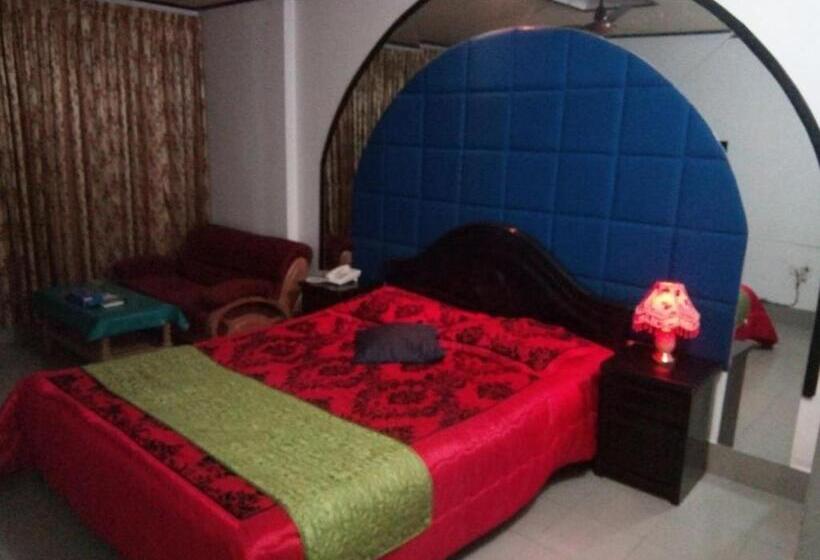 اتاق لوکس, Dallas Sylhet