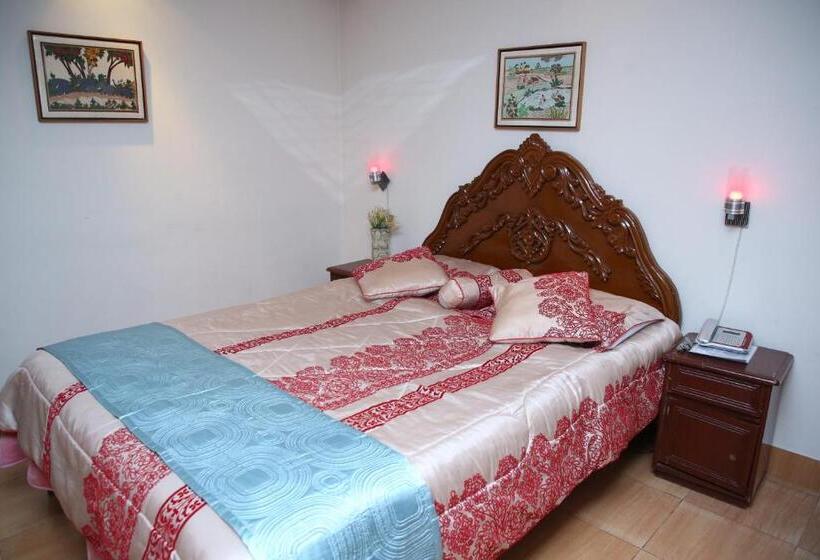 اتاق لوکس یک تخته, Dallas Sylhet