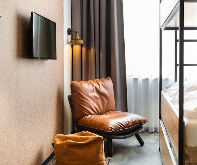 اتاق خانوادگی, Guesthouse Hotel Kaatsheuvel Waalwijk