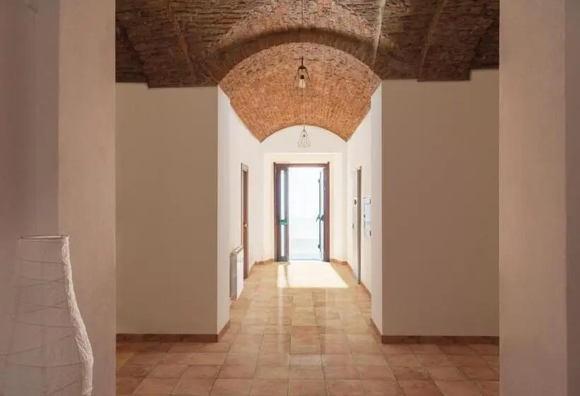 デラックスファミリールーム, Villa Santadi