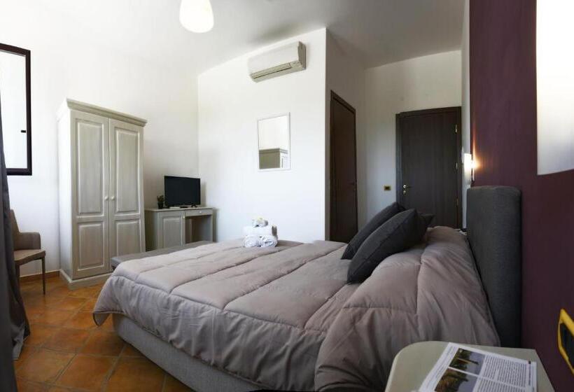 Номер Стандарт Трехместный, Villa Santadi