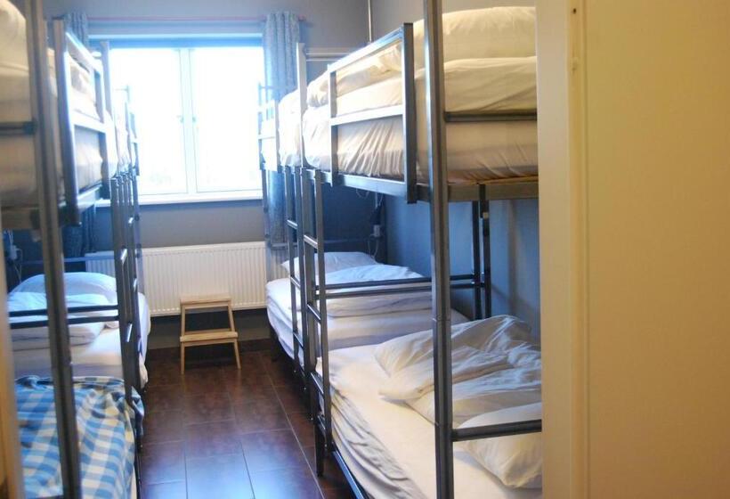 اتاق استاندارد چهار تخته, Tehusið Hostel