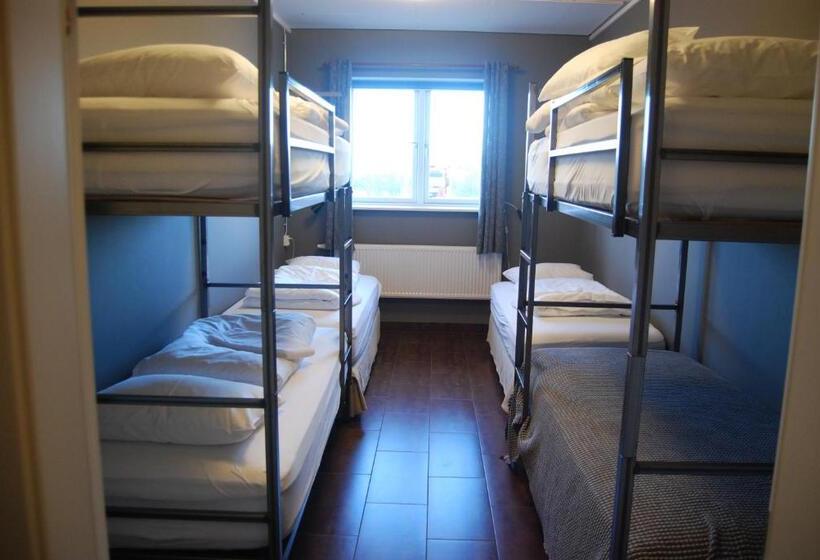 اتاق استاندارد چهار تخته, Tehusið Hostel