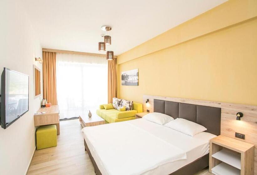 اتاق استاندارد با بالکن, Aparthotel & Spa Kasmi