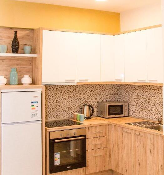 Deluxe Suite Sea View, Aparthotel & Spa Kasmi