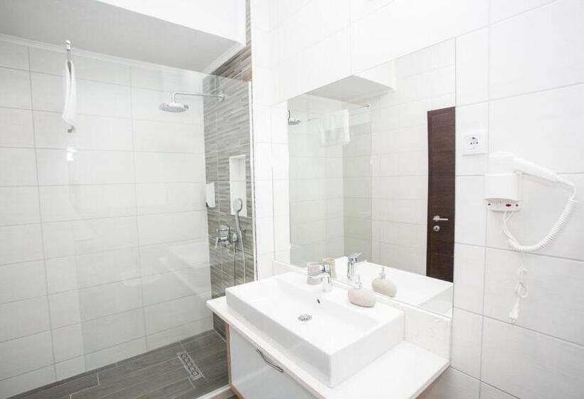 Deluxe Suite Sea View, Aparthotel & Spa Kasmi