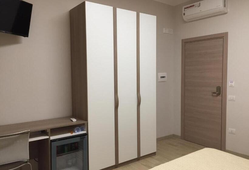 חדר סופריור נוף לגינה, Villa Augustea