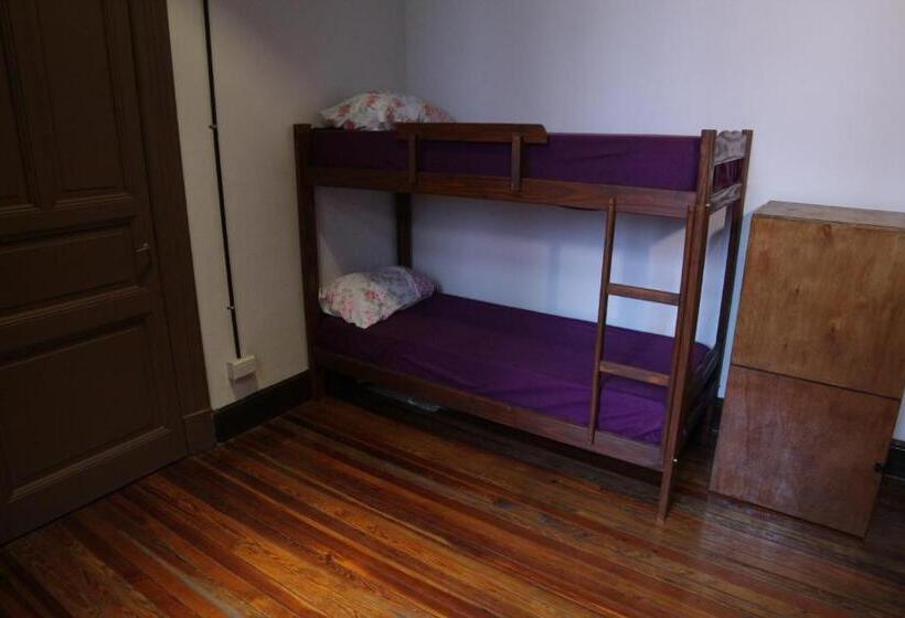 מיטה בחדר משותף, Hostel Brava Mansa