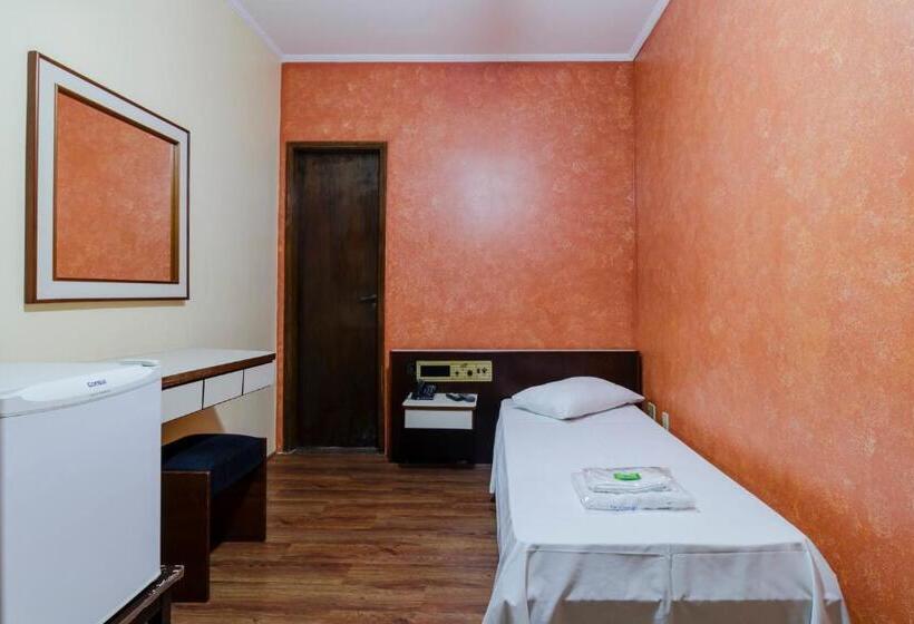 חדר סטנדרט יחיד, Acacia