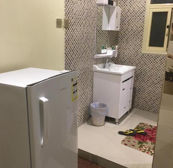 شقة غرفة واحدة, Afaq Al Raha