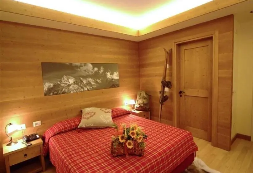 スーペリアールーム, Design Suite Tirano