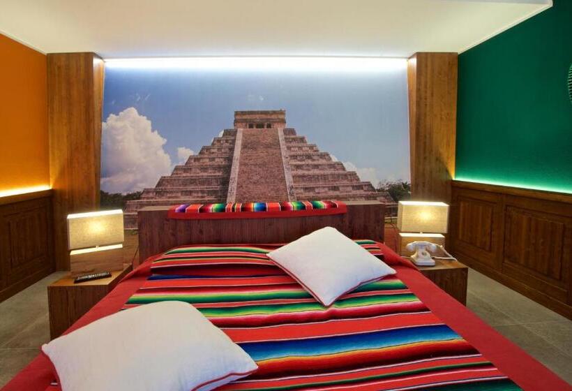 اتاق سوپریور چهار تخته, Design Suite Tirano