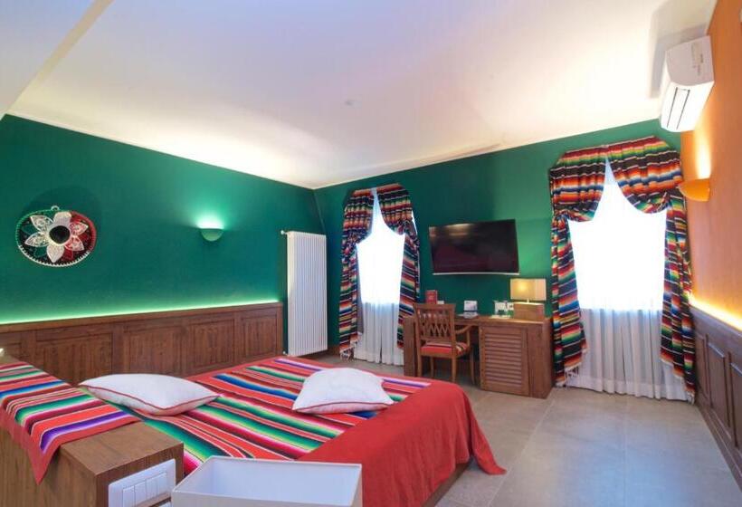 اتاق سوپریور چهار تخته, Design Suite Tirano