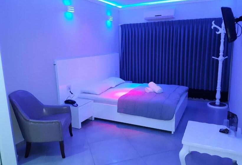 标准间, Spat Business Holon