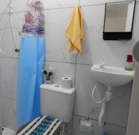 スタンダード４人部屋, Praia Hostel