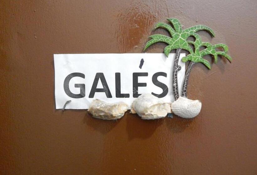 エコノミー４人部屋, Praia Hostel