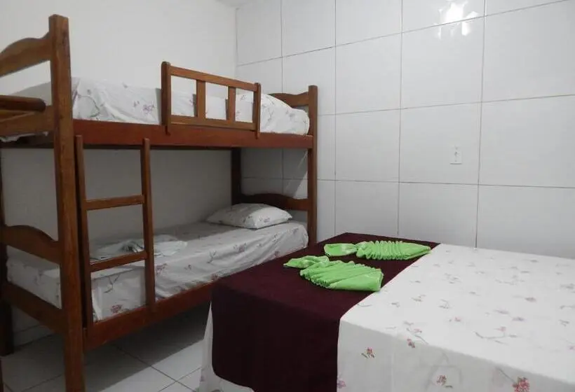 ４ベッドルームクラシックタイプ, Praia Hostel