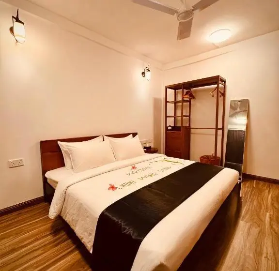 اتاق لوکس با تخت بزرگ, Lhohi White Sand