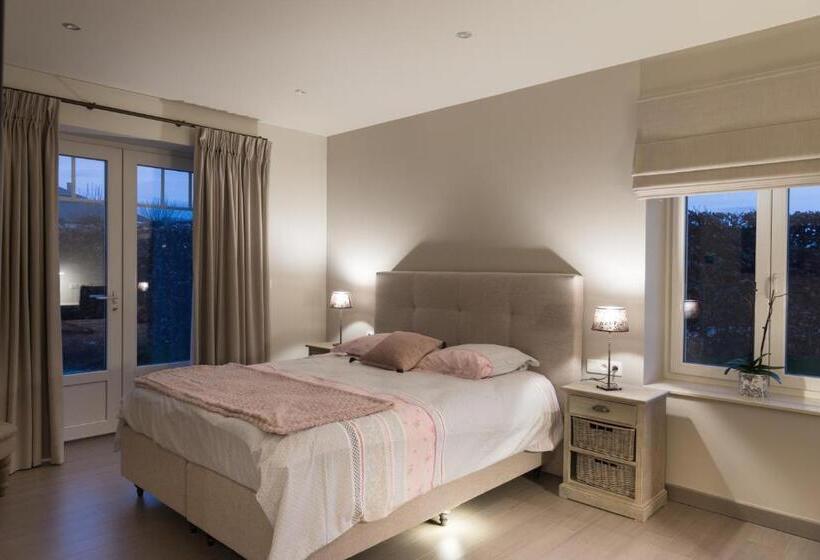 חדר סטנדרט מותאם לאדם עם מוגבלויות, B&b De Windheer