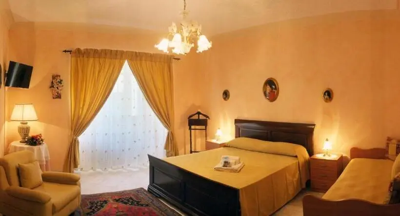 デラックストリプルルーム, B&b La Villa