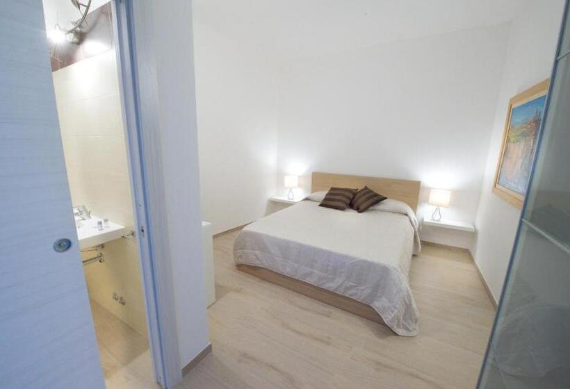 スタンダードルーム, Torre Della Loggia Dimora Storica Ortona