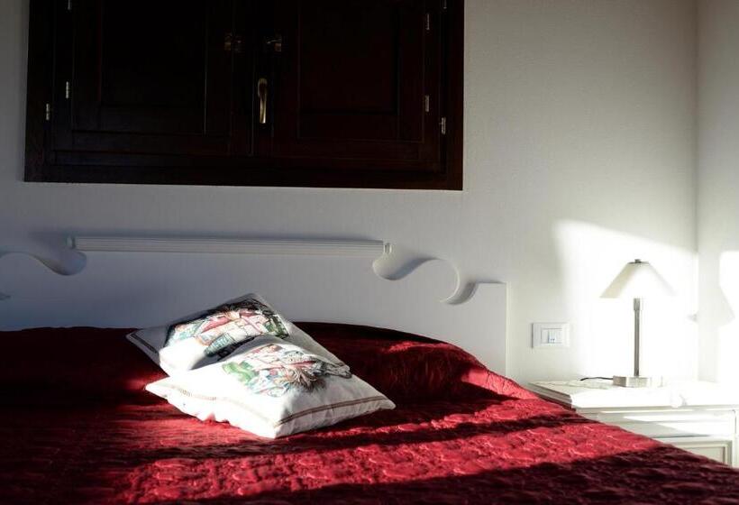 オーシャンビューのスーペリアトリプルルーム, Torre Della Loggia Dimora Storica Ortona