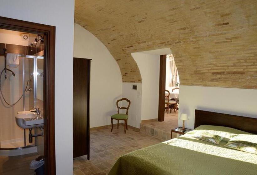 オーシャンビュージュニアスイート, Torre Della Loggia Dimora Storica Ortona