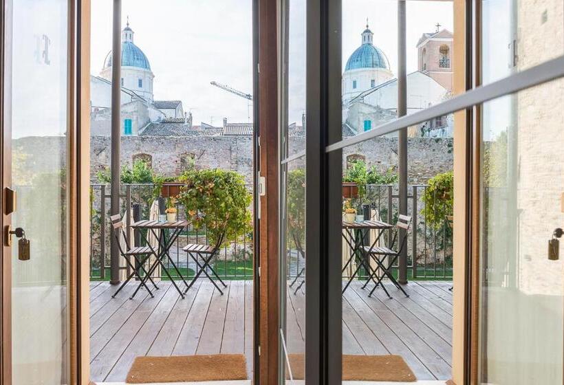 スタンダードルーム, Torre Della Loggia Dimora Storica Ortona