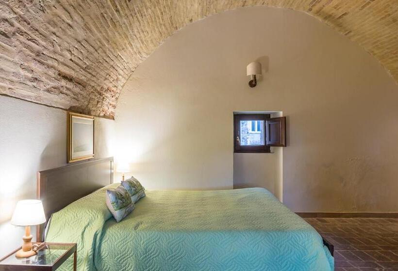 オーシャンビュージュニアスイート, Torre Della Loggia Dimora Storica Ortona