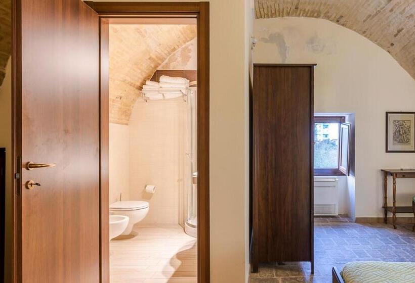 オーシャンビュージュニアスイート, Torre Della Loggia Dimora Storica Ortona