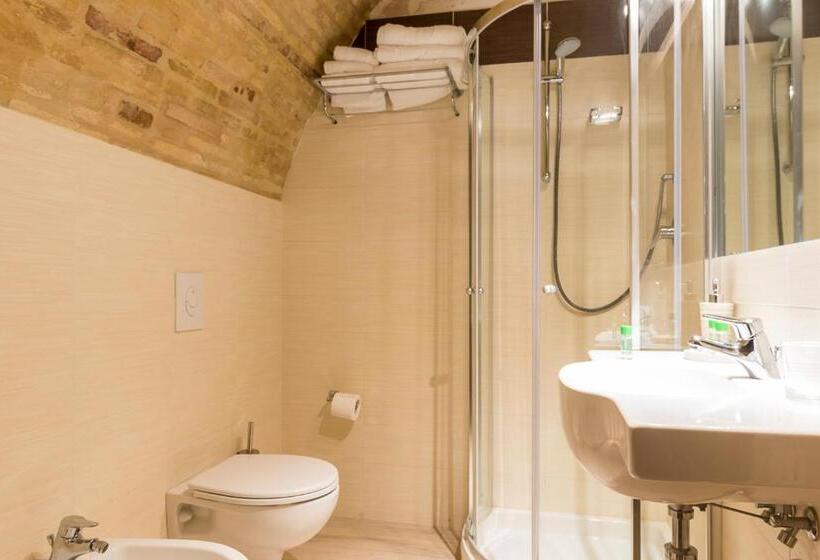 オーシャンビュージュニアスイート, Torre Della Loggia Dimora Storica Ortona