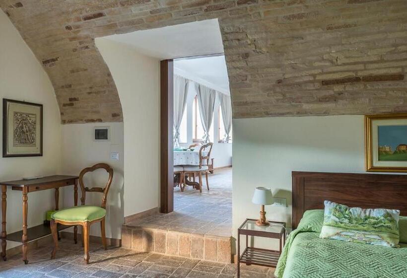 オーシャンビュージュニアスイート, Torre Della Loggia Dimora Storica Ortona