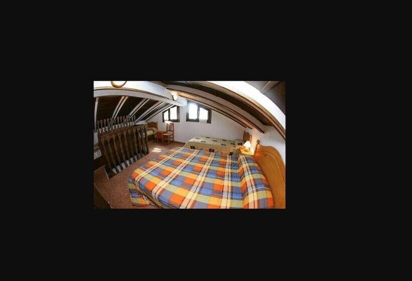 דירת שני חדרים, Casa Notario