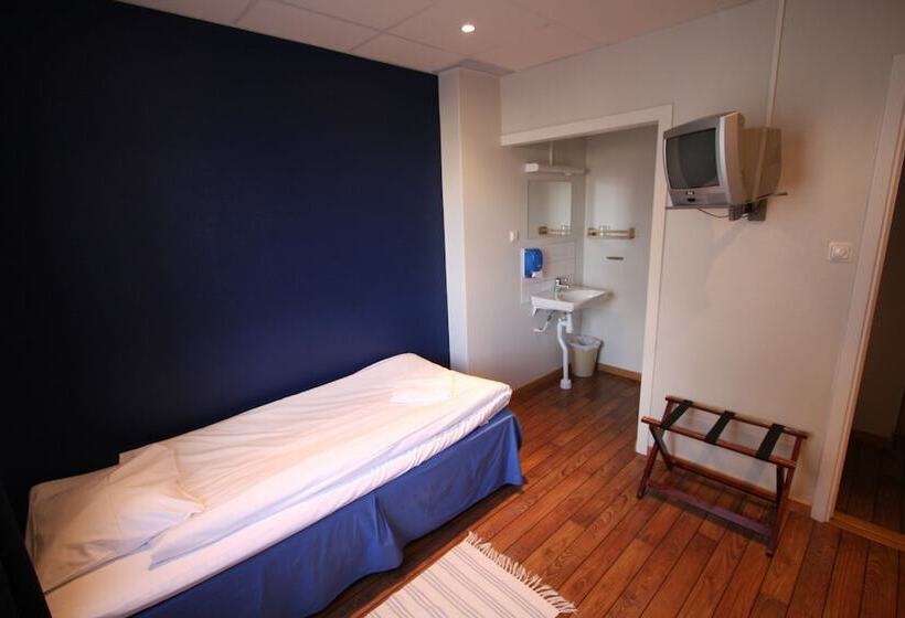 غرفة قياسية فردية حمام مشترك, L Linnéa